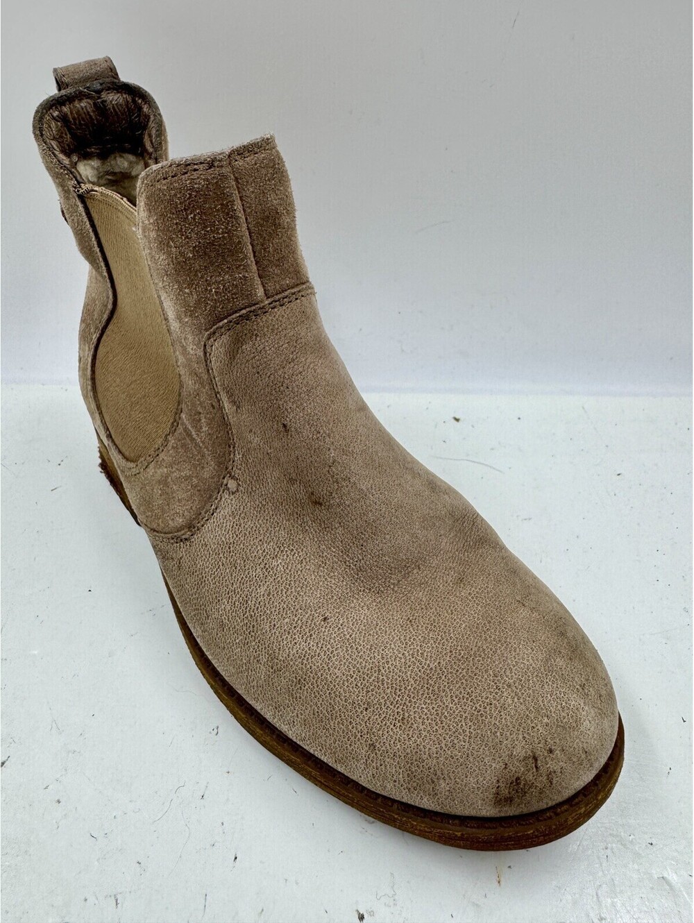 Ugg Women's Bonham Boots Size 7.5 Brown Suede Chelsea Pull On Ankle Boots